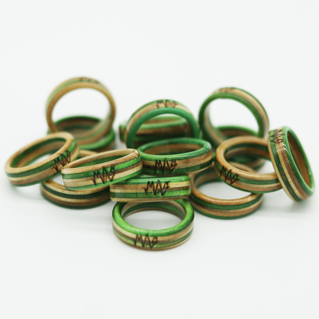 Wooden Sk8 Ring - Green