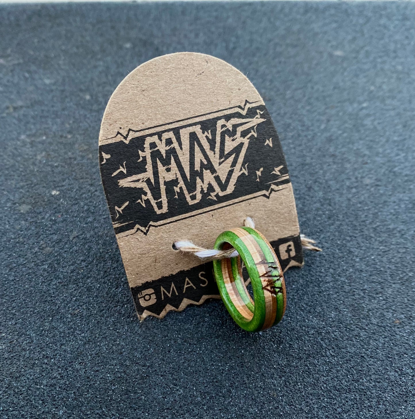 Wooden Sk8 Ring - Green
