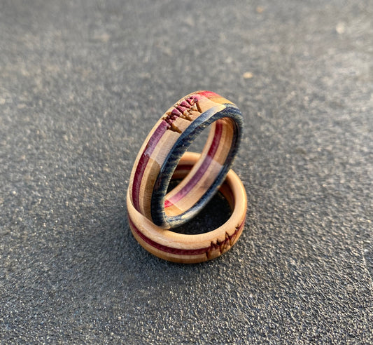 Wooden Sk8 Ring - Dark grey / Red